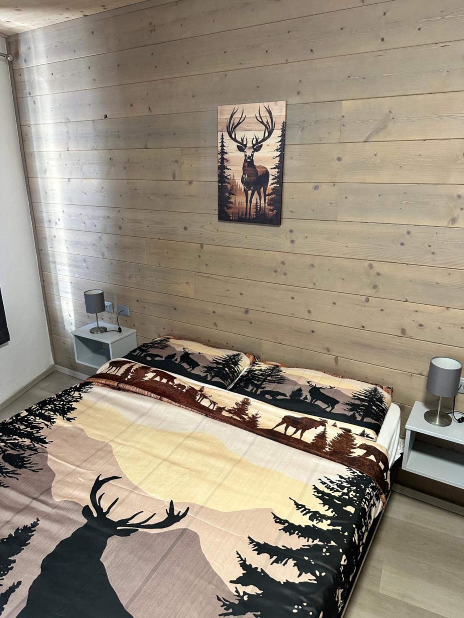 B&B Piazza Фондо Екстер'єр фото