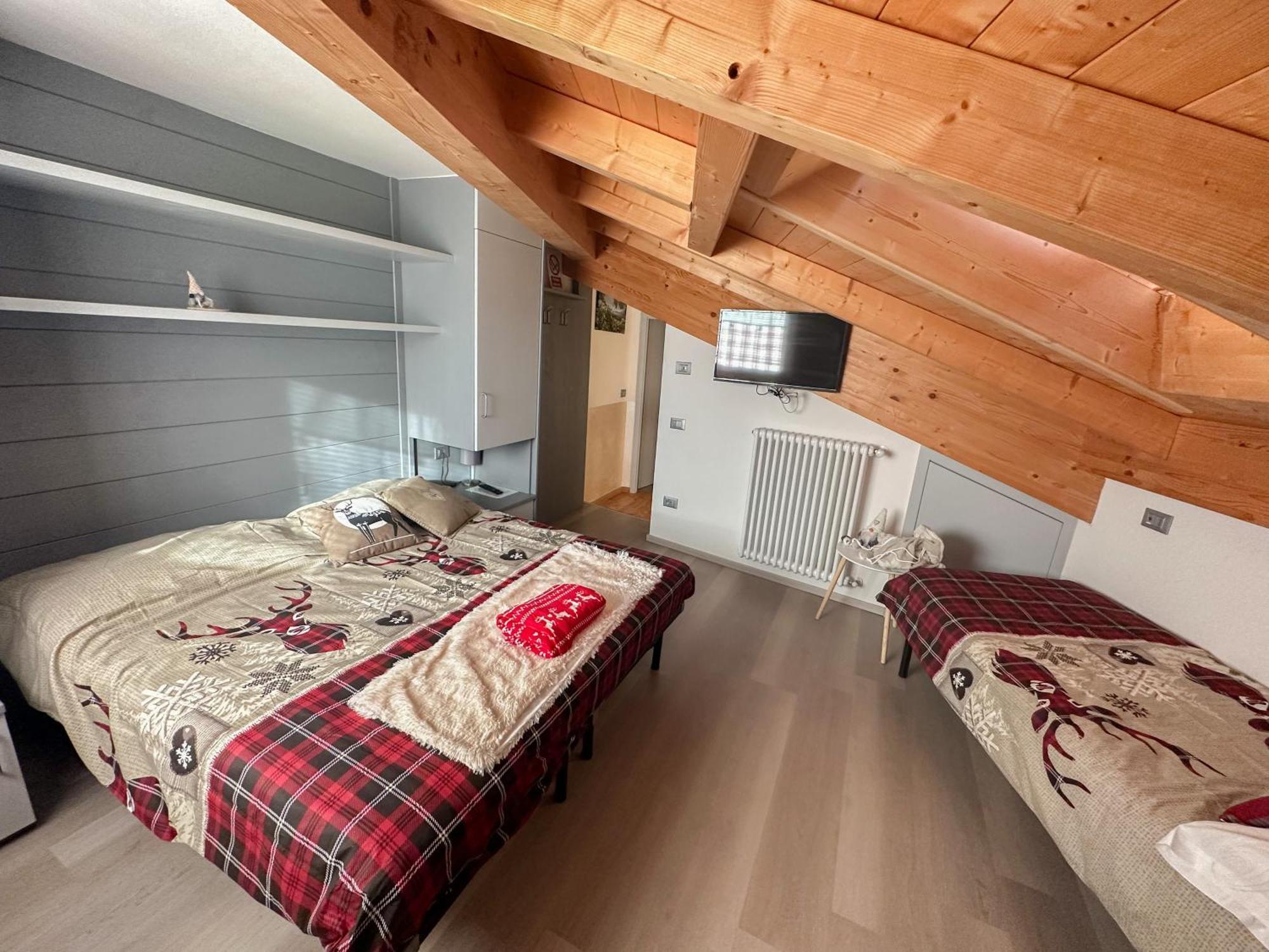 B&B Piazza Фондо Екстер'єр фото