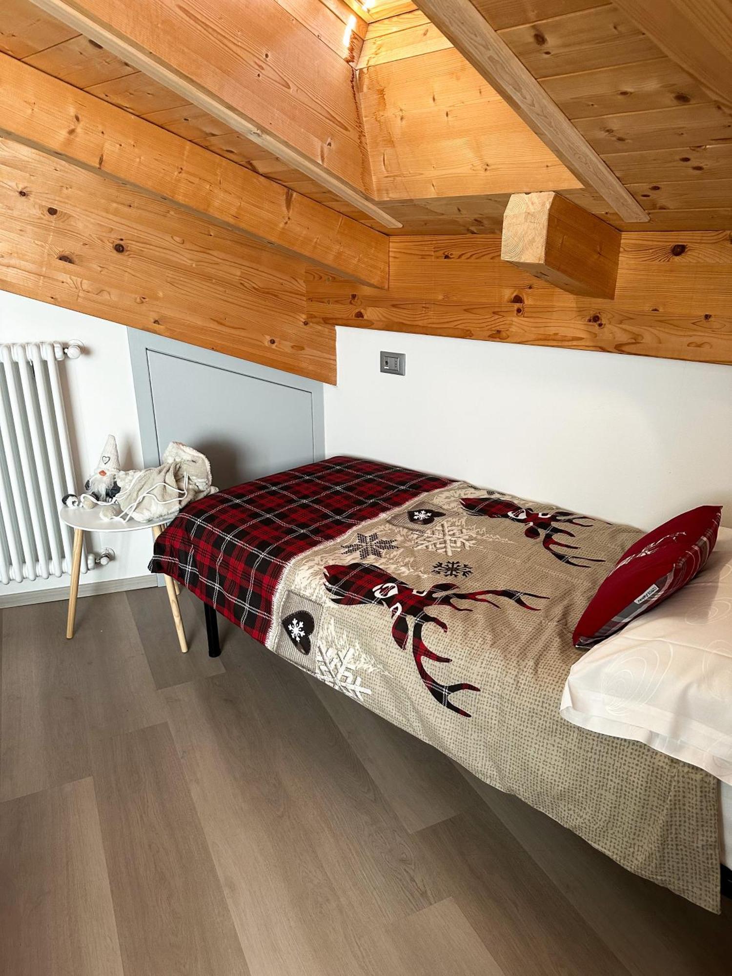 B&B Piazza Фондо Екстер'єр фото